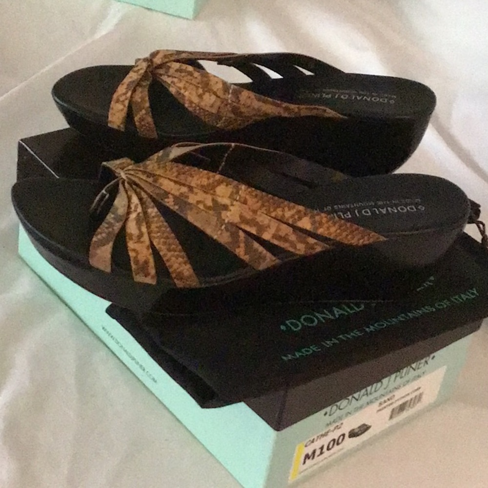 Donald J Pliner Cathe-2 Python Cork - Picture 3 of 7